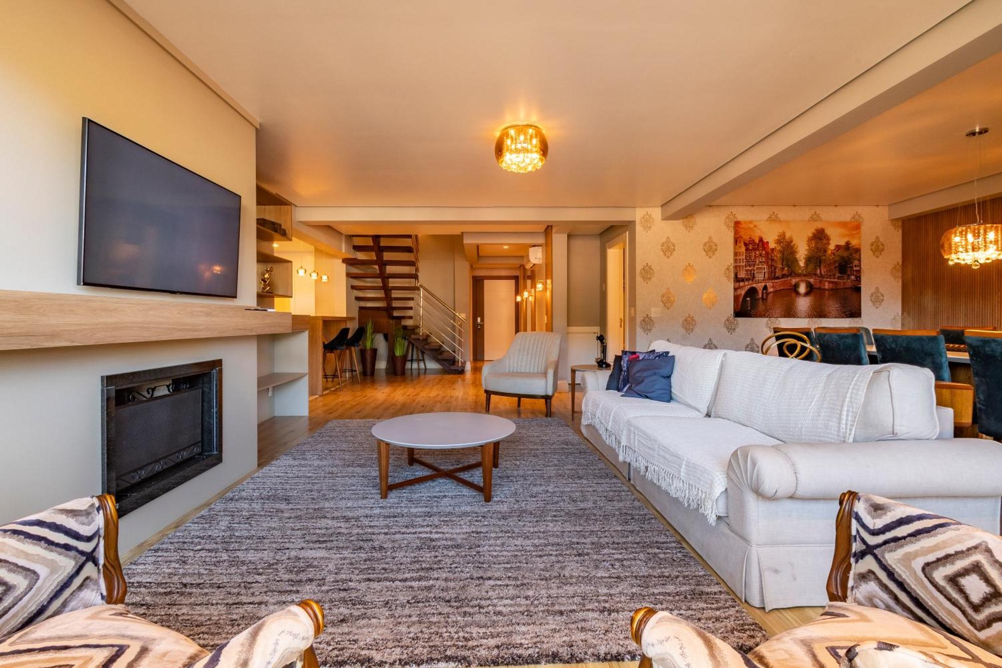 A Apenas 300 Mts Da Rua Coberta, No Exclusivo Via Florida Appartement Gramado Buitenkant foto